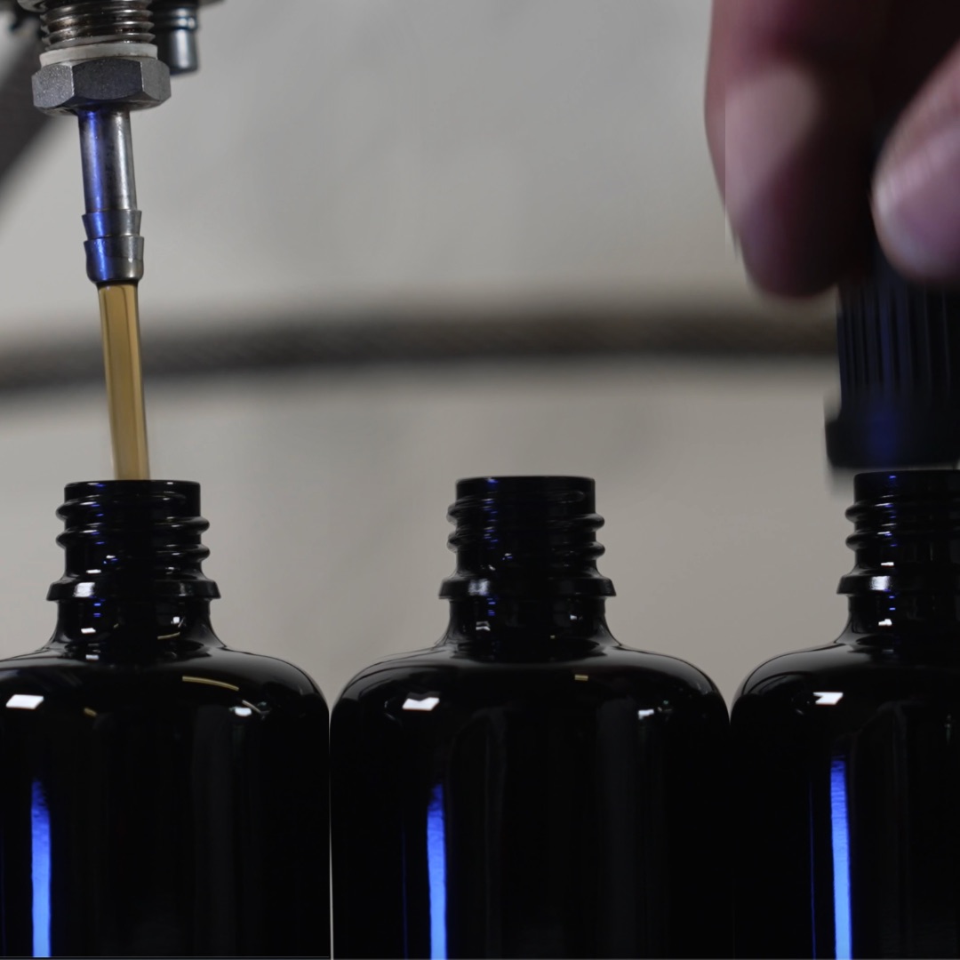 Fertige Karde Tinktur Bio in der Mironflasche